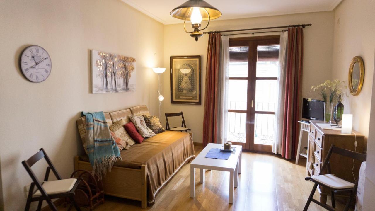 Bonita Vivienda En El Corazon De Zaragoza Apartment Exterior foto