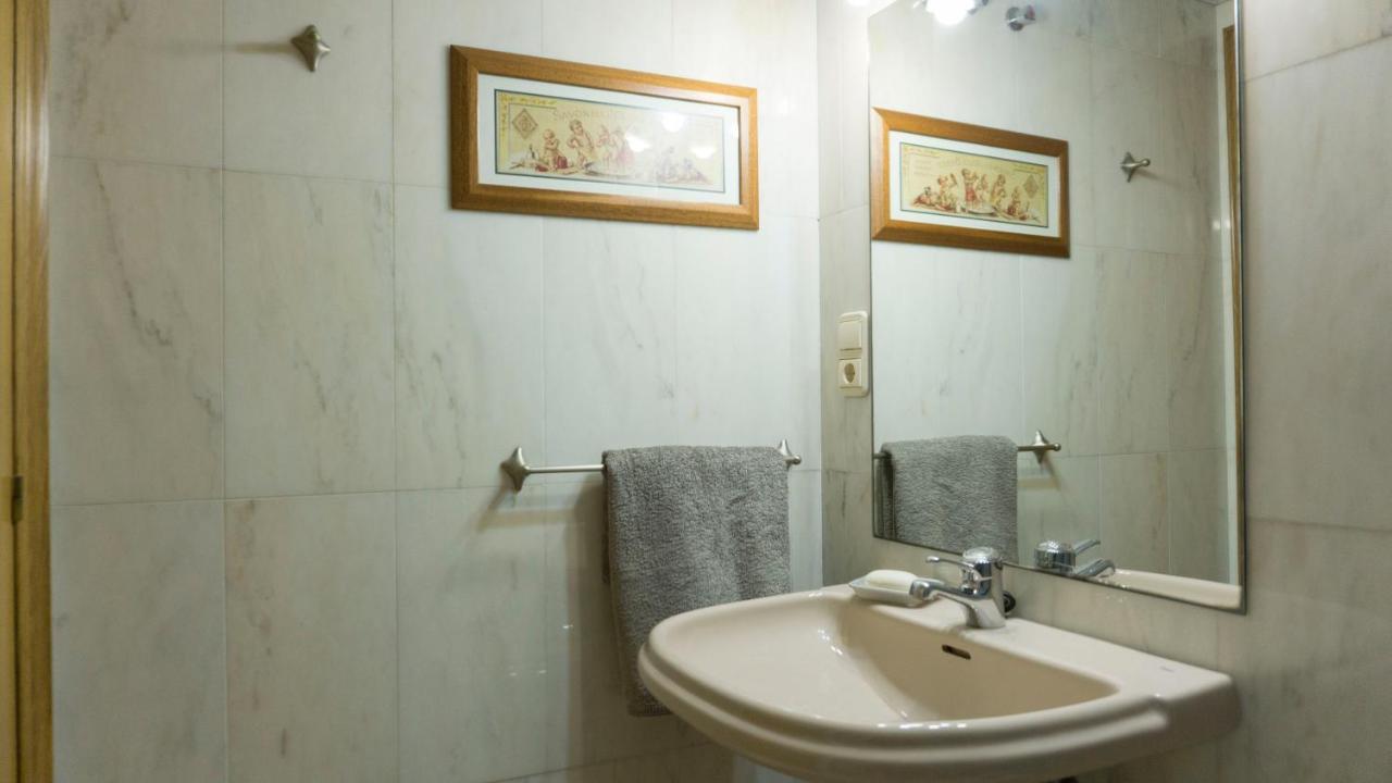 Bonita Vivienda En El Corazon De Zaragoza Apartment Exterior foto